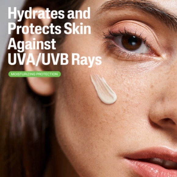 Cetaphil Daily Oil Free Facial Moisturizer SPF35 3oz - Picture 2 of 4